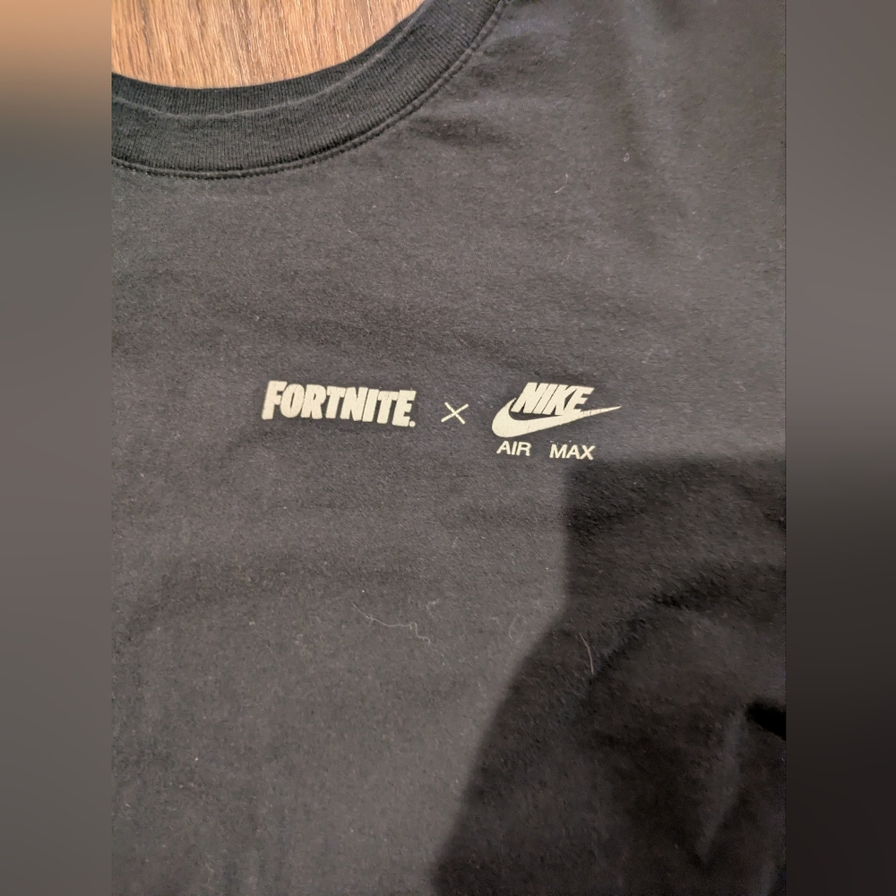 Ltd Fortnite x Nike Air Max Long Sleeve Shirt